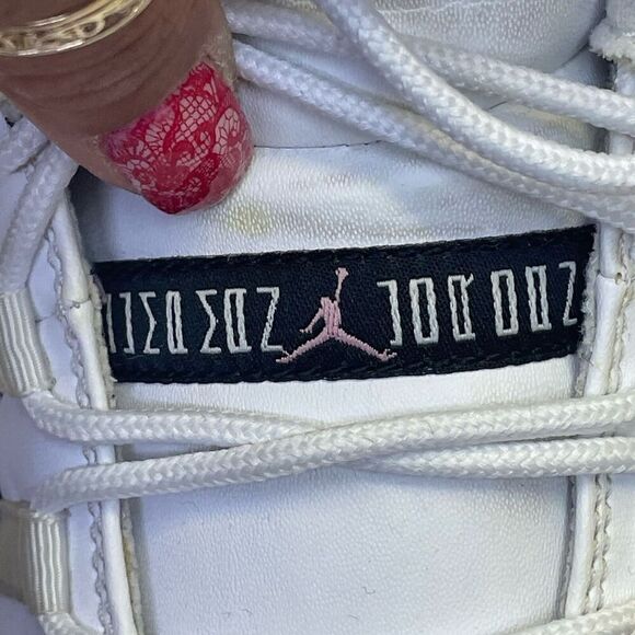 2013 Jordan 11 Low Snake - pinkGS‎ or youth size 7 Y - Picture 16 of 16
